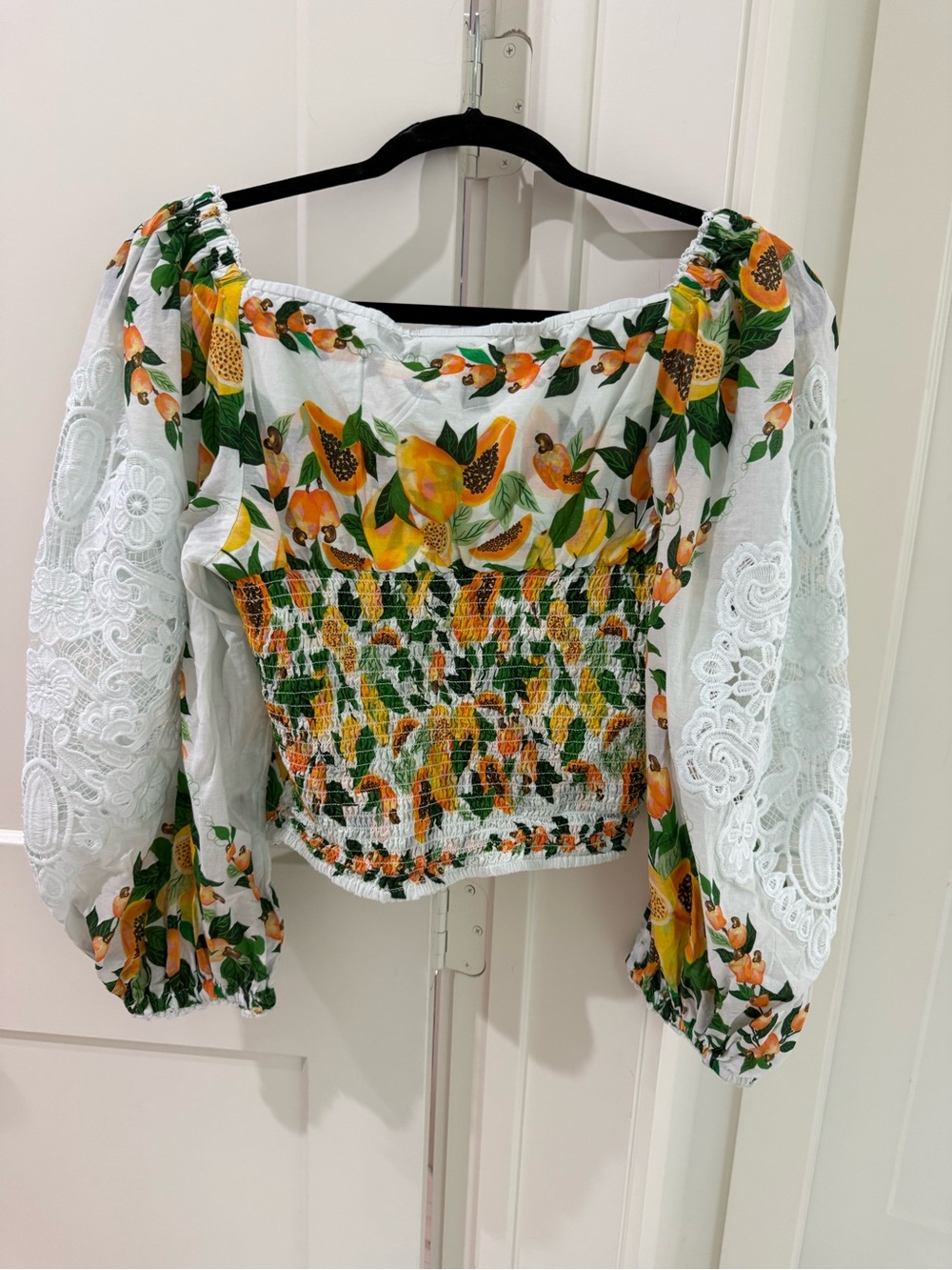 FARM Rio White Lemon & Green Leaf Lace Peasant Blouse - Picture 2 of 2
